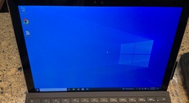 Good
													Microsoft Surface Pro 4 - 12.3 Inch - Wi-Fi, Silver, 128 GB, 4 GB, photo 3 of 8