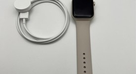 Mint
													Apple Watch SE 2nd Gen 44mm - Starlight, A2723 - GPS, Aluminum, photo 2 of 9