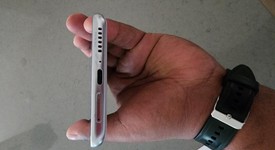 Mint
													Motorola Edge Plus (2022) - Unlocked, White, 512 GB, 8 GB, photo 2 of 9