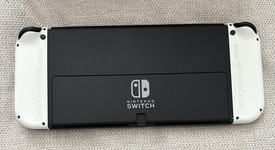 Mint
													Nintendo Switch - OLED - White, 64 GB, photo 5 of 7