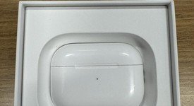Used
													Apple AirPods Pro 2 - USB-C, photo 2 of 10