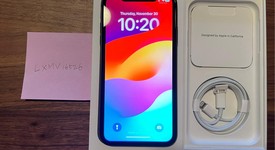 Mint
													Apple iPhone 11 - Unlocked, Black, 64 GB, A2111, photo 3 of 5