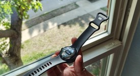 Mint
													Google Pixel Watch - Unlocked, Black, LTE, photo 3 of 7