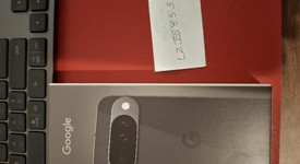 New
													Google Pixel 10 - Unlocked, Obsidian, 128 GB, GLBW0, photo 3 of 3
