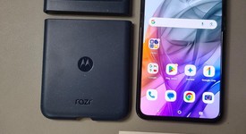 Good
													Motorola Razr (2024) - T-Mobile, Gray, 256 GB, 8 GB, photo 1 of 12