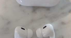 Used
													Apple AirPods Pro 2 - USB-C, photo 2 of 3