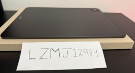 Mint
													Apple iPad Pro 13" (M4) 2024 - Wi-Fi, Black, 256 GB, 8 GB, A2925, Standard Glass, photo 2 of 7