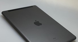 Good
													Apple iPad 8th Gen - Unlocked, Gray, 32 GB, A2428, photo 3 of 7