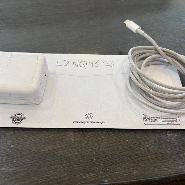 MacBook Air 2020 - 13 inch - 512 GB, Gold, 8 GB, Apple M1