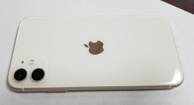 Mint
													Apple iPhone 11 - Verizon, White, 256 GB, A2111, photo 2 of 6