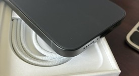 Mint
													Apple iPhone 16e - Verizon, Black, 128 GB, A3212, photo 3 of 7