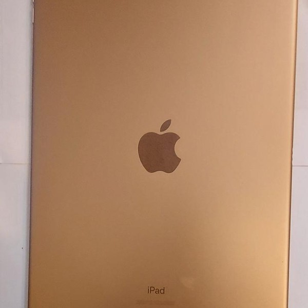 Apple iPad Air 3rd Gen - Unlocked, 64 GB, Gold