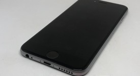 Fair
													Apple iPhone 6 - Cricket, Gray, 32 GB, A1549, photo 2 of 9