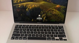 Good
													MacBook Air 2020 - 13" - Apple M1, Silver, 256 GB, 8 GB, photo 1 of 10