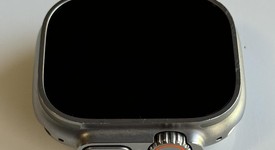 Good
													Apple Watch Ultra 2 49mm - Unlocked, Natural, A2986, photo 4 of 6