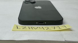 Mint
													Apple iPhone 13 - Unlocked, Green, 128 GB, A2482, photo 4 of 7