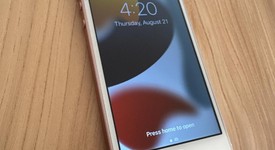 Good
													Apple iPhone SE 1st Gen 2016 - Verizon, Rose Gold, 128 GB, A1662, photo 1 of 8