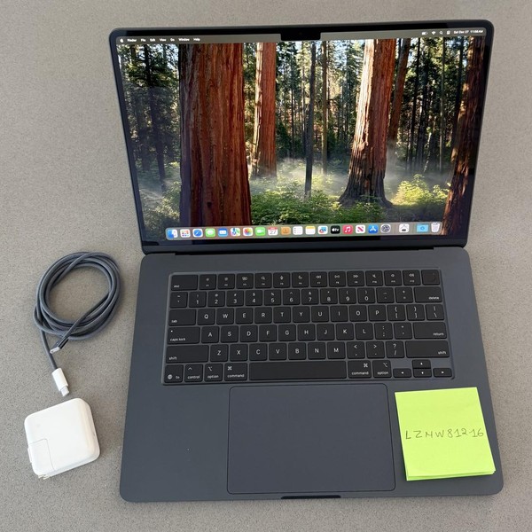 MacBook Air 2025 (M4) - 15 inch - Apple M4, Midnight, 512 GB, 16 GB