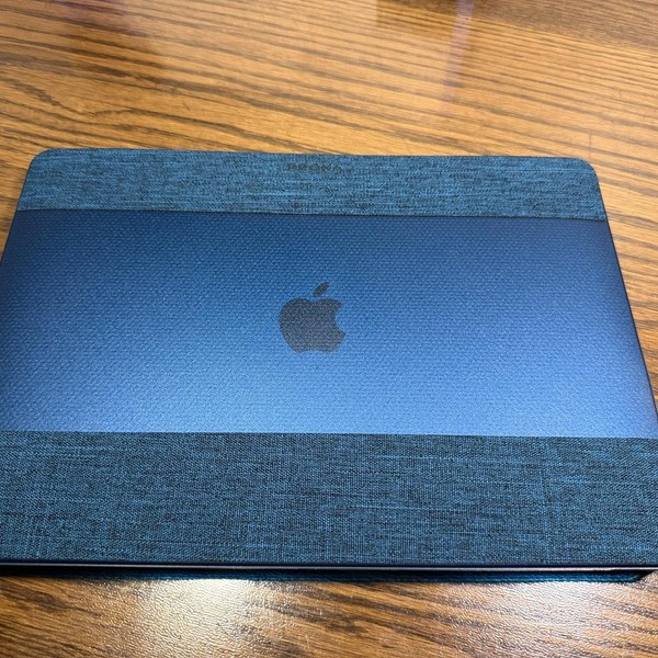 MacBook Pro 2020 - 13 inch - I5, Gray, 512 GB, 16 GB