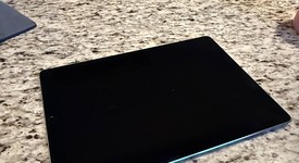 Good
													Apple iPad Pro 12.9" 1st Gen 2015 - Wi-Fi, Gray, 128 GB, A1584, 1st Gen 2015, photo 5 of 12