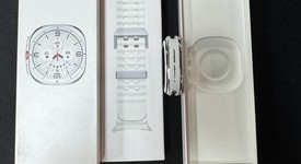 Mint
													Samsung Galaxy Watch 46mm - Unlocked, Silver, LTE, photo 4 of 6