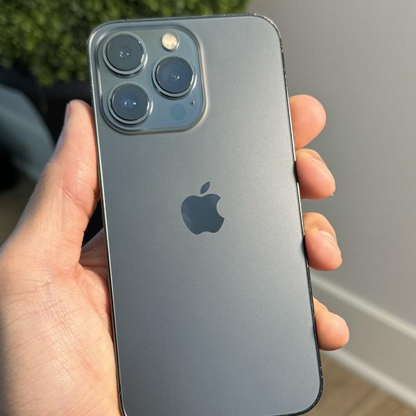 Apple iPhone 13 Pro - Unlocked, 256 GB, Graphite, A2483