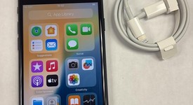 Mint
													Apple iPhone SE 3rd Gen 2022 - Unlocked, Midnight, 64 GB, A2595, photo 2 of 10