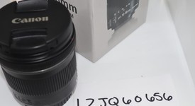 Mint
													Canon EF-S 10-18mm f4.5-5.6 IS STM, photo 6 of 6