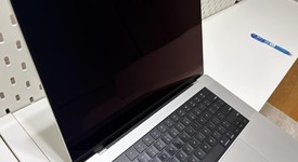 Good
													MacBook Pro 2021 - 16" - Apple M1 Pro 10-core, Silver, 512 GB, 32 GB, photo 3 of 16