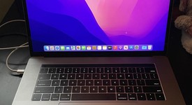 Good
													MacBook Pro 2016 (With Touch Bar) - 15" - Silver, 512 GB, 16 GB, photo 2 of 15
