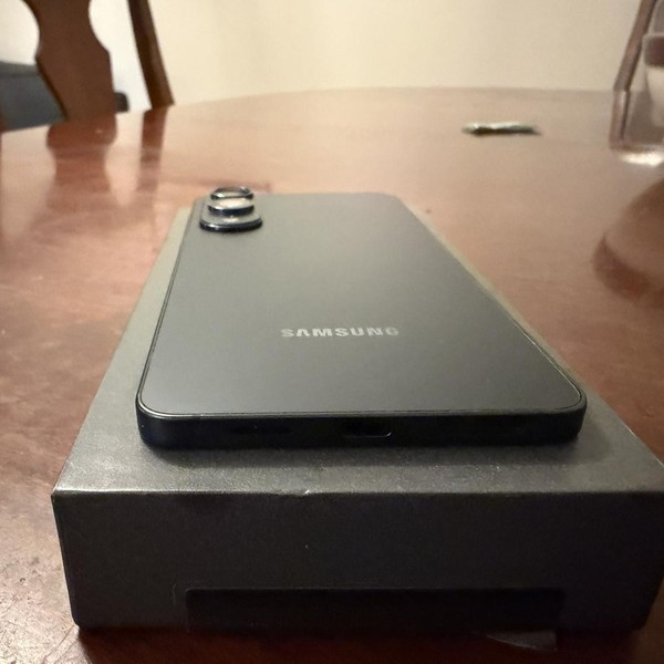 Samsung Galaxy S25 Edge - Unlocked, 256 GB, Jetblack, 12 GB, SM-S937U1