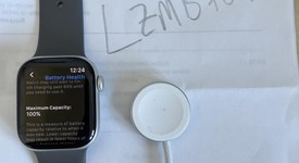 Mint
													Apple Watch Series 11 42mm - Unlocked, Silver, A3335 - Cellular, Aluminum, photo 2 of 5