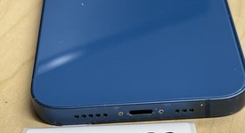 Good
													Apple iPhone 13 - Unlocked, Blue, 128 GB, A2482, photo 3 of 6