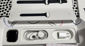 Mint
													Apple Watch Series 4 44mm - AT&T, Black, A1976 - Cellular, Stainless, photo 2 of 9