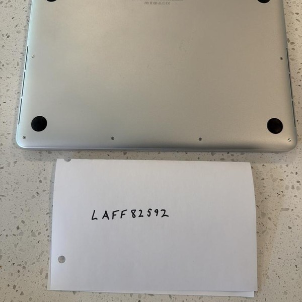 MacBook Pro 2015 (Retina) - 13 inch - 256 GB, Silver, 8 GB