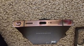 Mint
													Samsung Galaxy S22 Ultra - AT&T, Burgundy, 512 GB, 12 GB, SM-S908U, photo 2 of 7