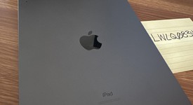 Mint
													Apple iPad Air 4th Gen - Unlocked, Gray, 256 GB, A2324, photo 5 of 8