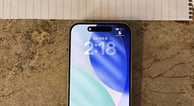Mint
													Apple iPhone 15 Pro - Unlocked, White, 256 GB, A2848, photo 2 of 12
