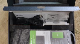 Mint
													Xbox Series X (2020) - Black, 1 TB, standard, photo 5 of 11