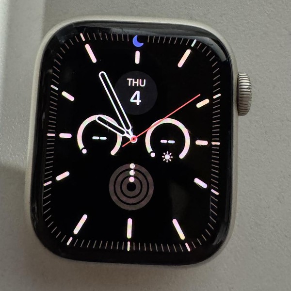 Apple Watch Series 7 41mm - Unlocked, Starlight, A2475 - Cellular, Aluminum