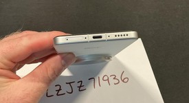 Mint
													Vivo X200 Ultra - Unlocked Non-US, Silver, 1 TB, 16 GB, photo 5 of 7