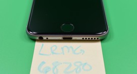 Good
													Apple iPhone 6S - AT&T, Grey, 16 GB, A1633, photo 3 of 5