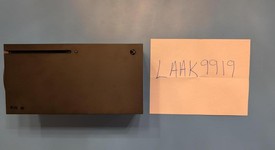 Mint
													Xbox Series X (2020) - Black, 1 TB, standard, photo 5 of 19