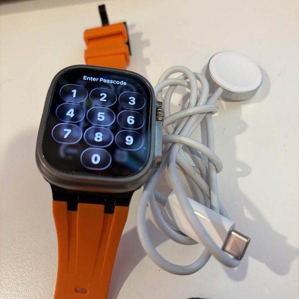 Apple Watch Ultra 2 49mm - Unlocked, Natural, A2986