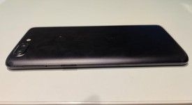Good
													OnePlus 5T - Unlocked, Black, 64 GB, 6 GB, photo 2 of 8