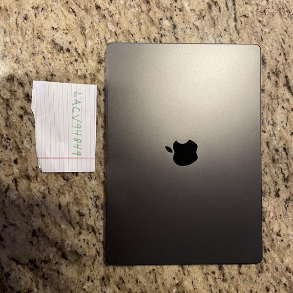 MacBook Pro Late 2023 (M3) - 14 inch - 1 TB, Black, 18 GB, Apple M3 Pro 12-core, 18-core GPU