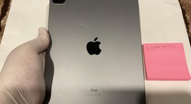 Good
													Apple iPad Pro 11" 2nd Gen 2020 - Unlocked, Gray, 512 GB, A2068, photo 5 of 9