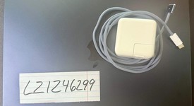 Good
													MacBook Air 2022 - 13" - Apple M2, Midnight, 256 GB, 8 GB, photo 5 of 5