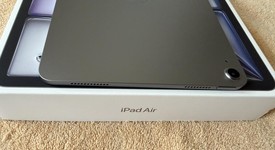 Mint
													Apple iPad Air 11" (M3) 2025 - Wi-Fi, Gray, 128 GB, A3266, photo 5 of 15