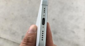 Mint
													Apple iPhone 15 - Boost, Blue, 128 GB, A2846, photo 4 of 6